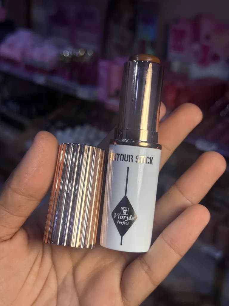 Contour stick Vioryle (Dupe Charlotte)