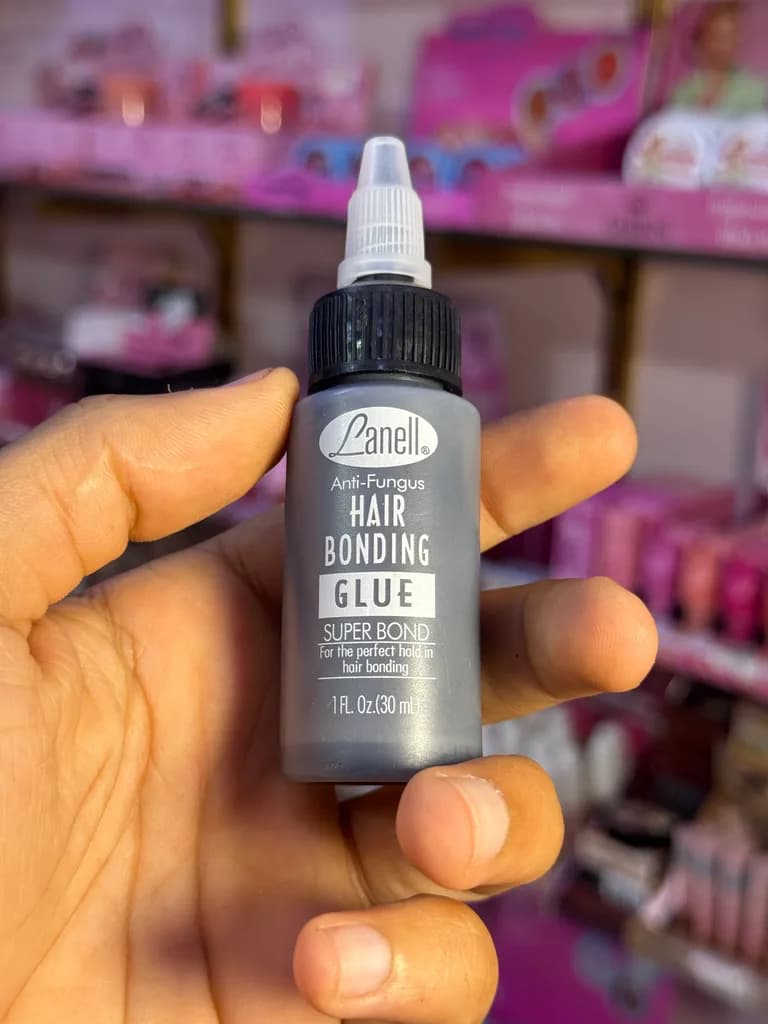 Lash glue lanel